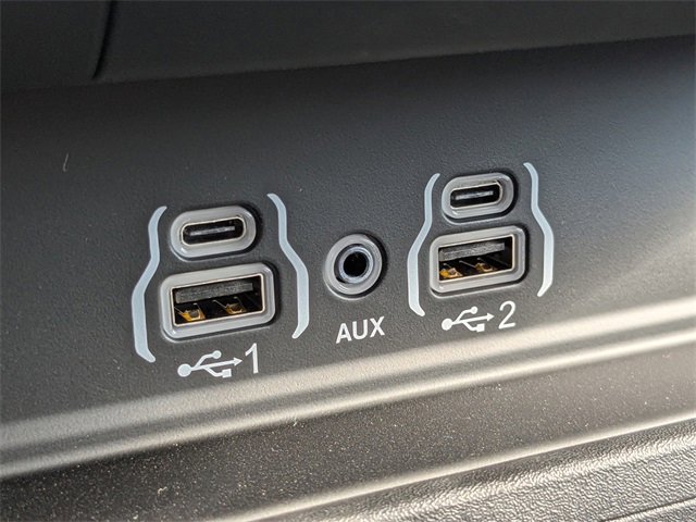 New 2026 RAM 1500 4x4 Crew Cab image 21