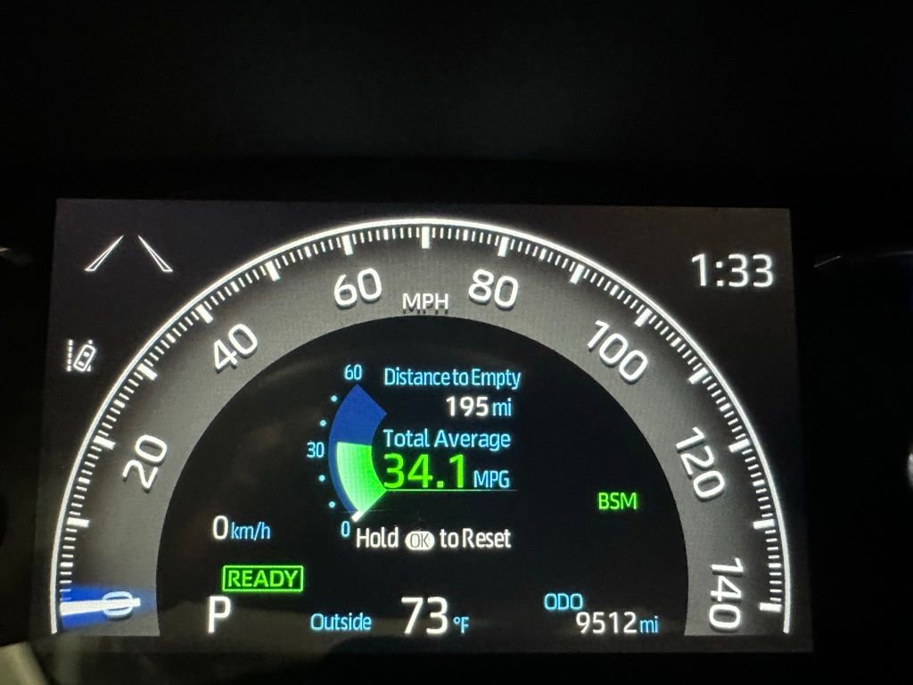 Used 2025 Toyota RAV4 XLE AWD/4WD image 21