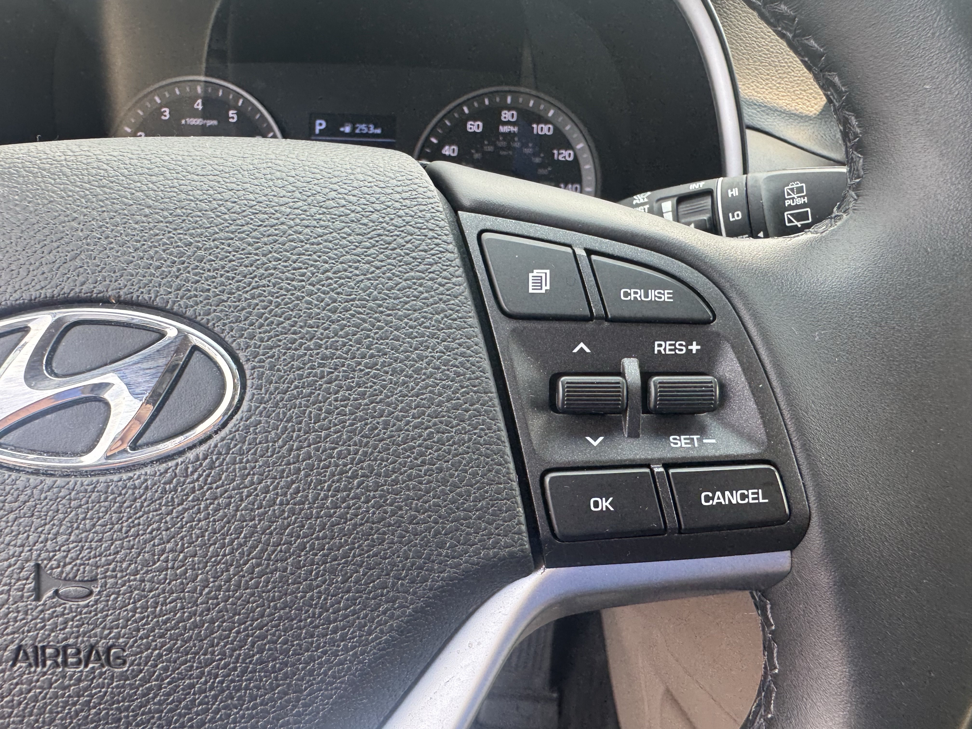 Used 2021 Hyundai Tucson Limited AWD/4WD image 19