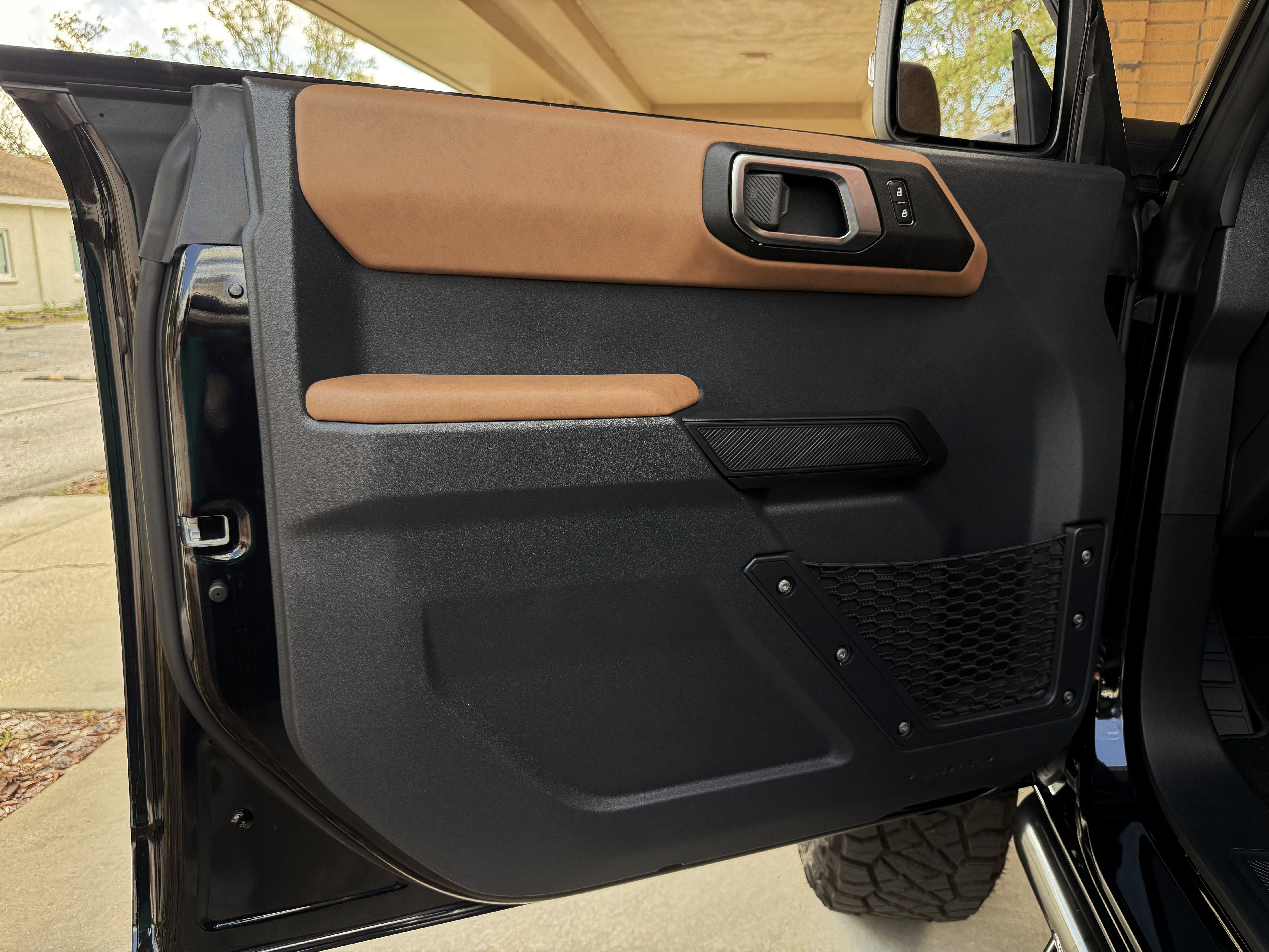 Used 2026 Ford Bronco Outer Banks AWD/4WD image 14