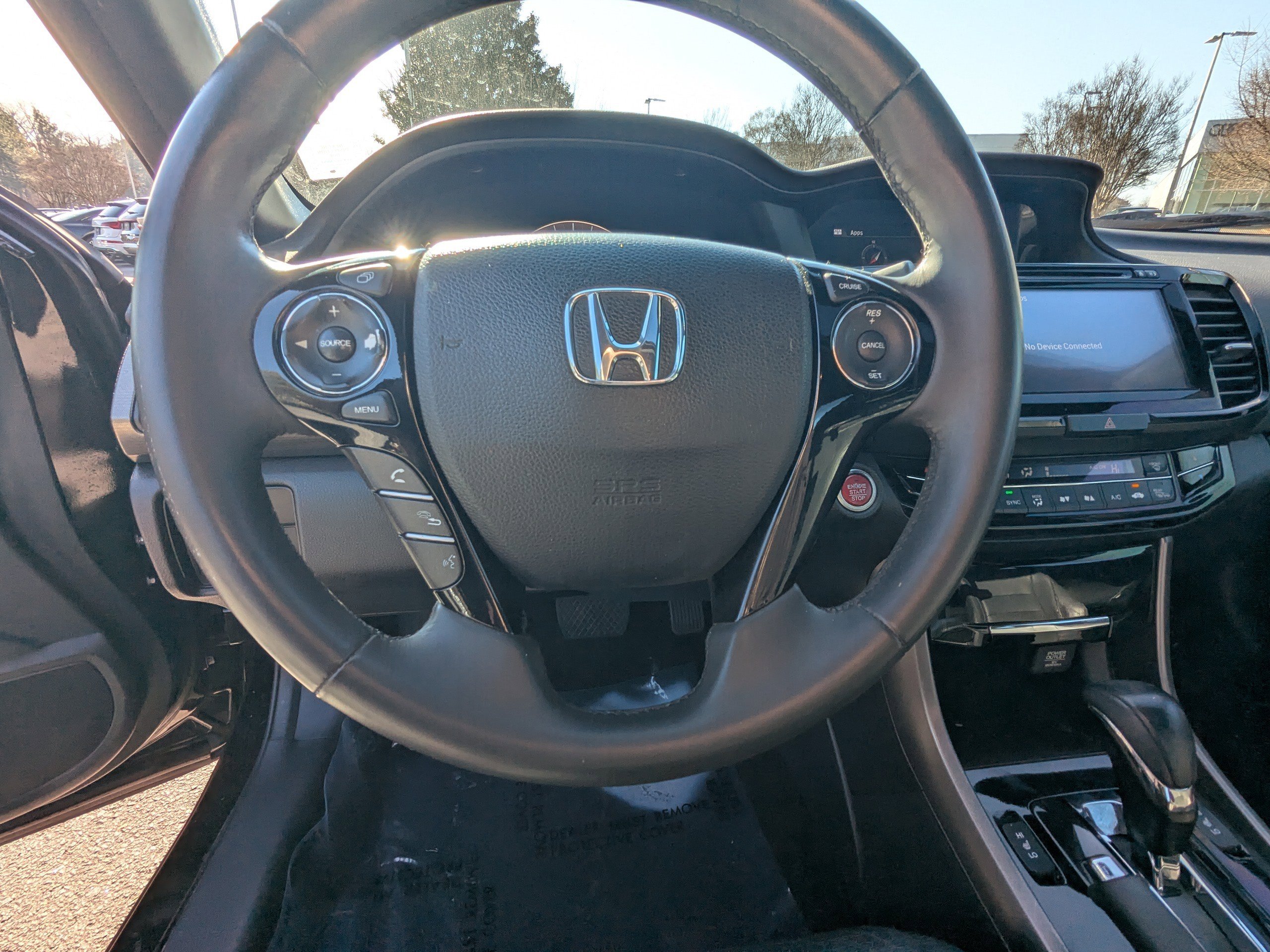 Used 2017 Honda Accord EX-L image 18