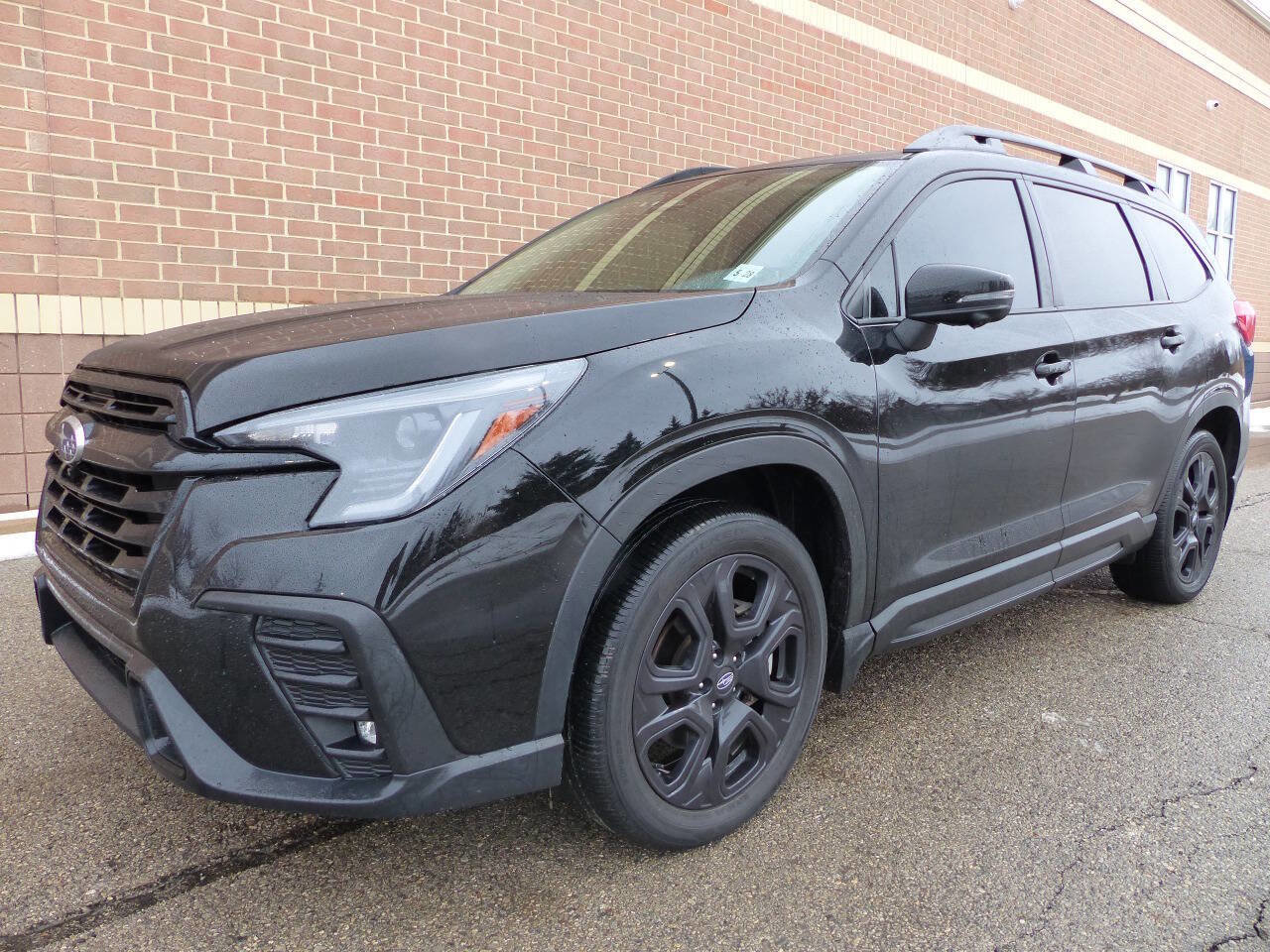 Used 2023 Subaru Ascent Onyx Edition Limited image 5