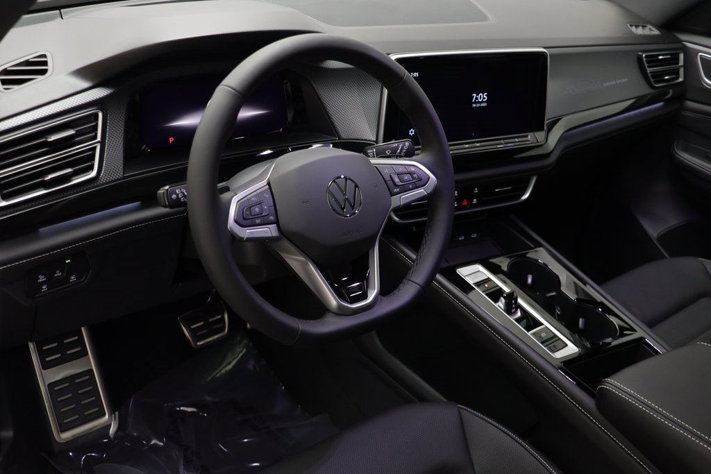 New 2026 Volkswagen Atlas Cross Sport SEL R-Line image 6
