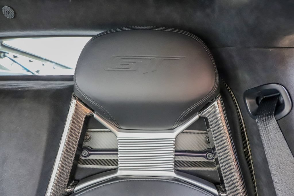 Used 2017 Ford GT RWD image 93