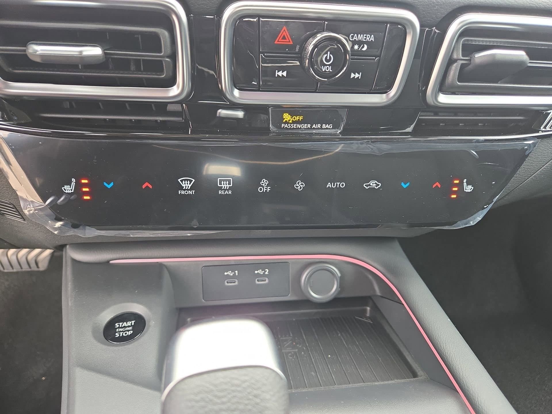 New 2026 Nissan Sentra SR w/ SR Premium Package FWD image 29