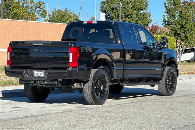 Used 2022 Ford F250 Lariat w/ Black Appearance Package image 4