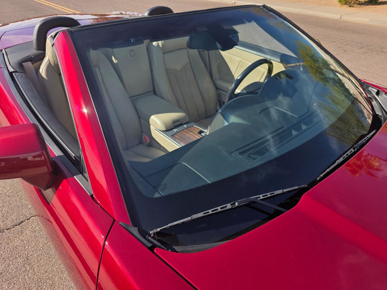 Used 2007 Cadillac XLR V image 35