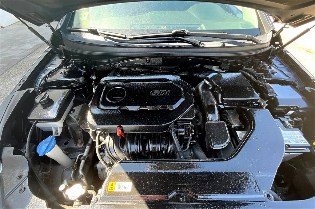 Used 2016 Hyundai Sonata Limited w/ Cargo Package image 30