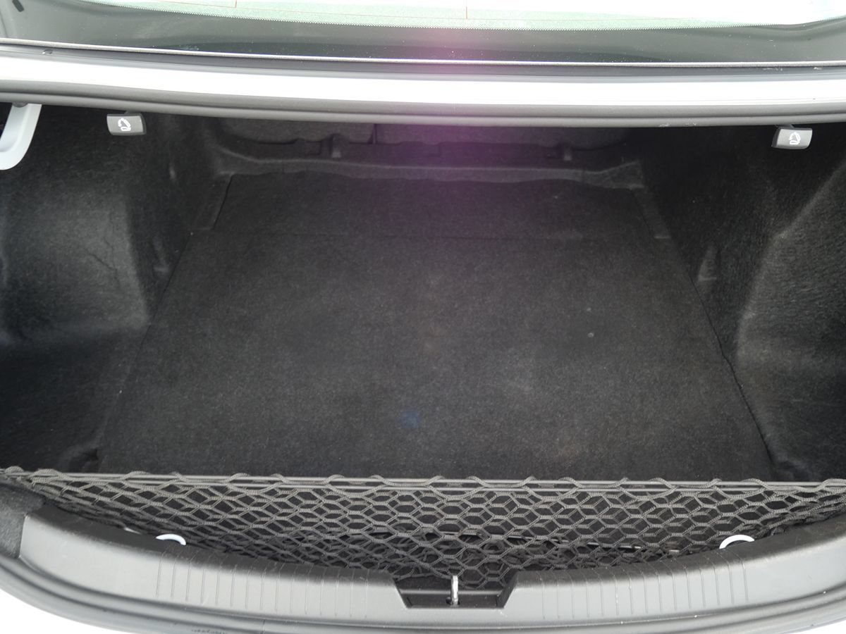 Used 2022 Chevrolet Malibu LT FWD image 21