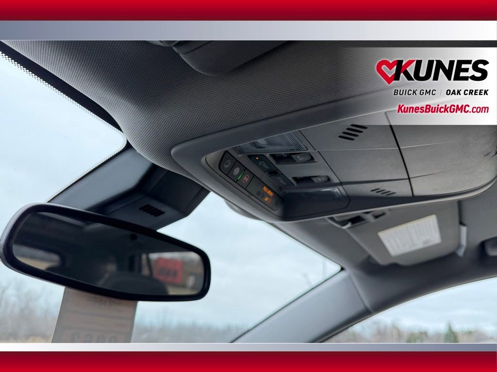 Used 2022 GMC Terrain SLE w/ Driver Convenience Package image 23