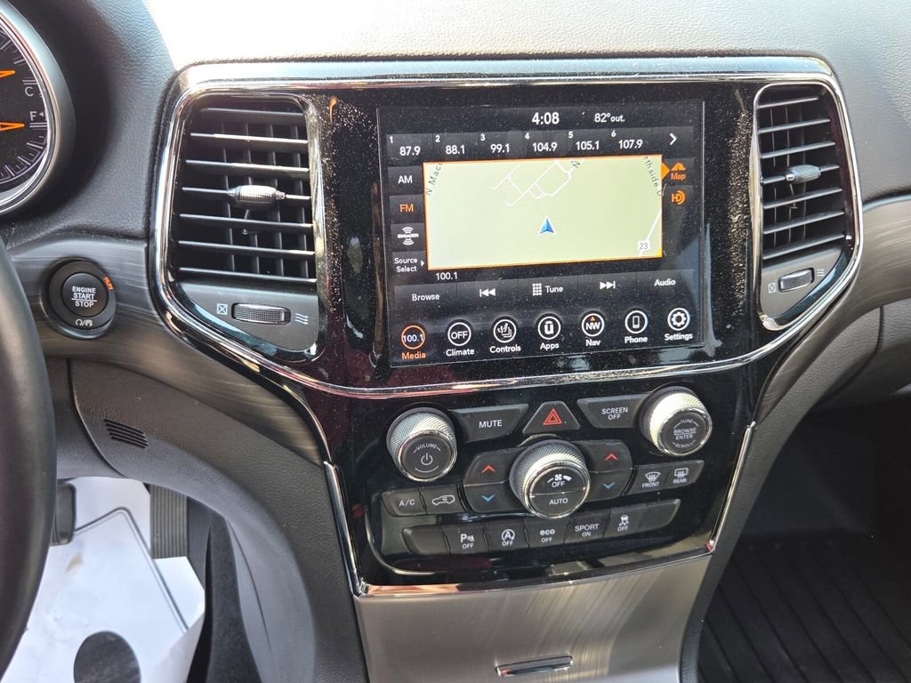 Used 2021 Jeep Grand Cherokee Laredo X image 18