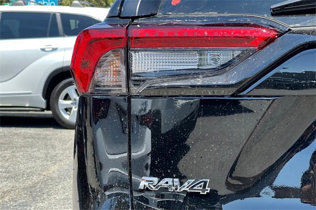 Used 2025 Toyota RAV4 XLE Premium image 7