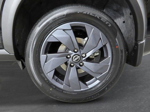 New 2026 Nissan Rogue SV w/ Cold Weather Package FWD image 10