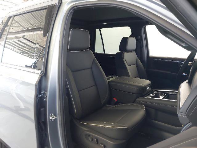 New 2026 Chevrolet Tahoe Premier w/ Sun And Tow Package AWD/4WD image 28