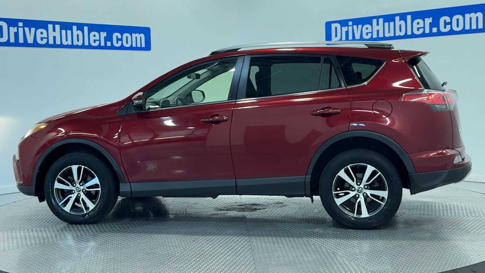 Used 2018 Toyota RAV4 XLE AWD/4WD image 5