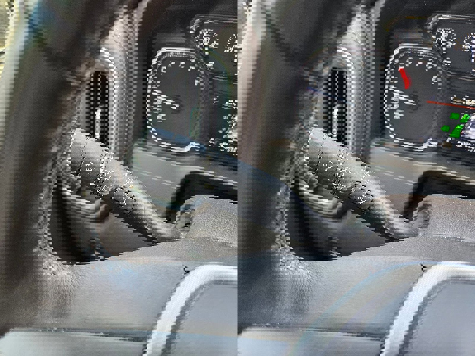 Used 2021 GMC Sierra 1500 SLT w/ SLT Premium Package image 14