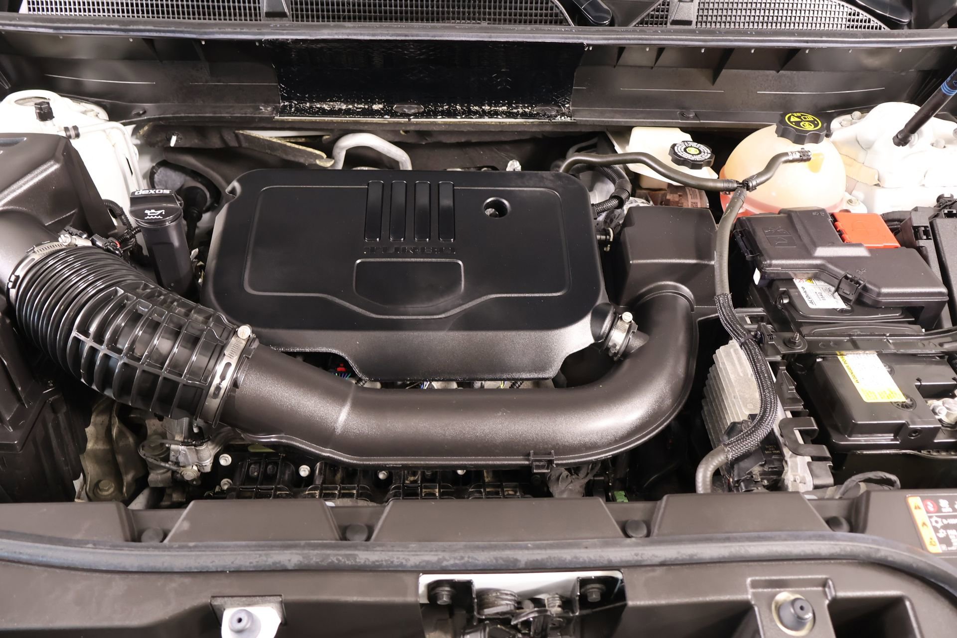 Used 2023 GMC Acadia SLT w/ Elevation Edition FWD image 19