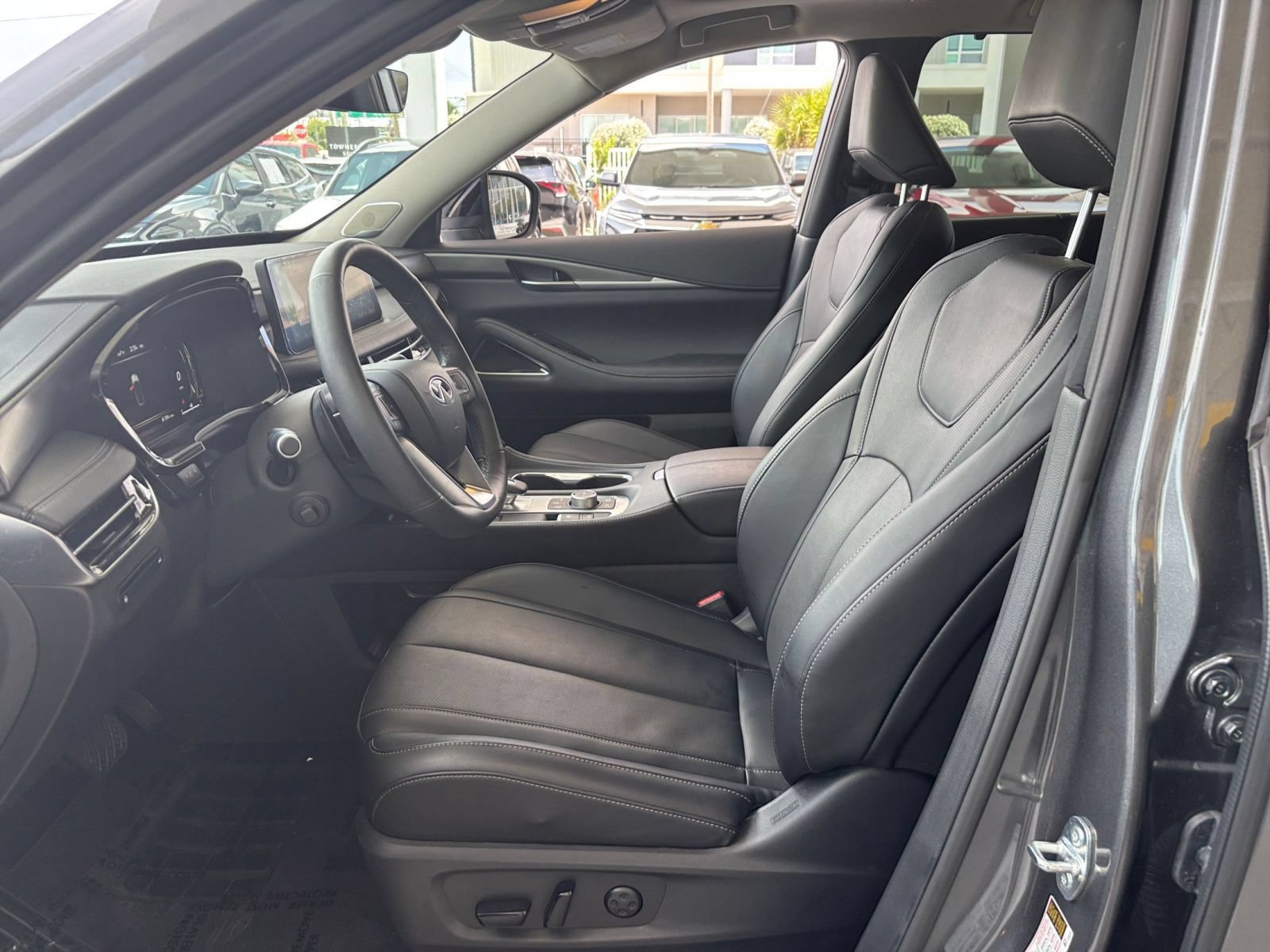 Used 2026 INFINITI QX60 Luxe AWD/4WD image 30