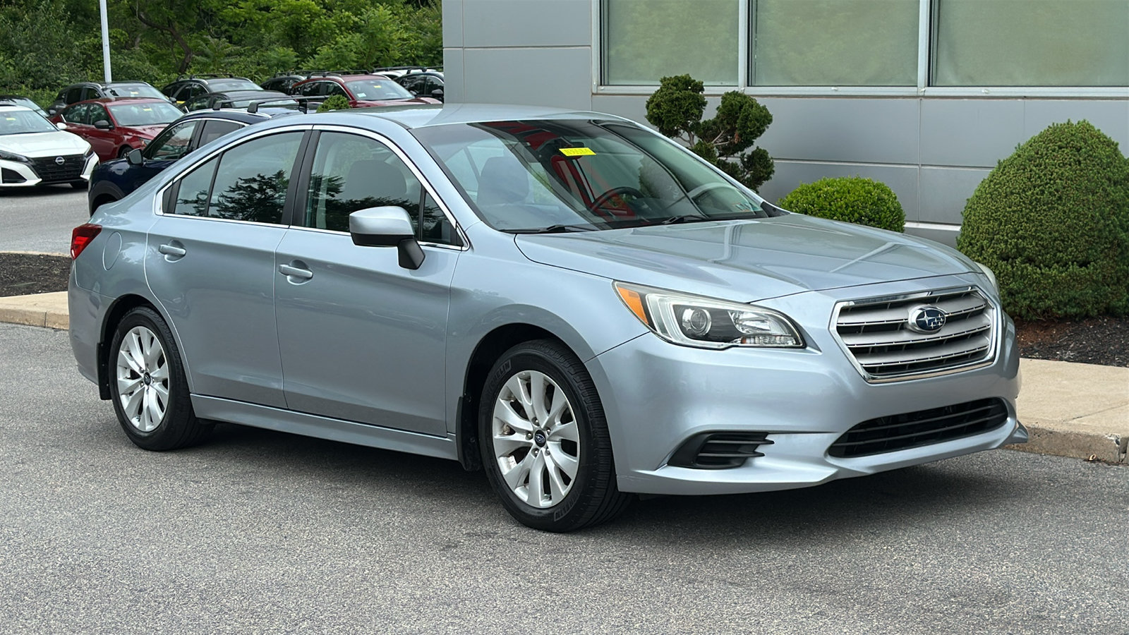 Used 2017 Subaru Legacy 2.5i Premium w/ Popular Package #1 AWD/4WD image 2