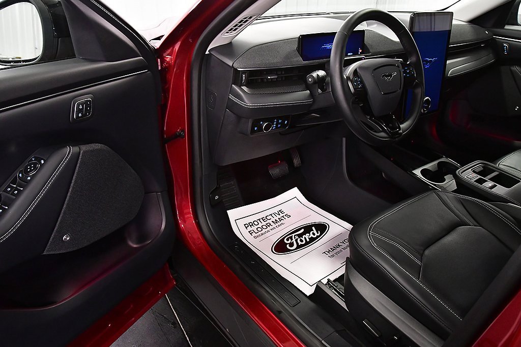 Used 2025 Ford Mustang Mach-E Premium image 14