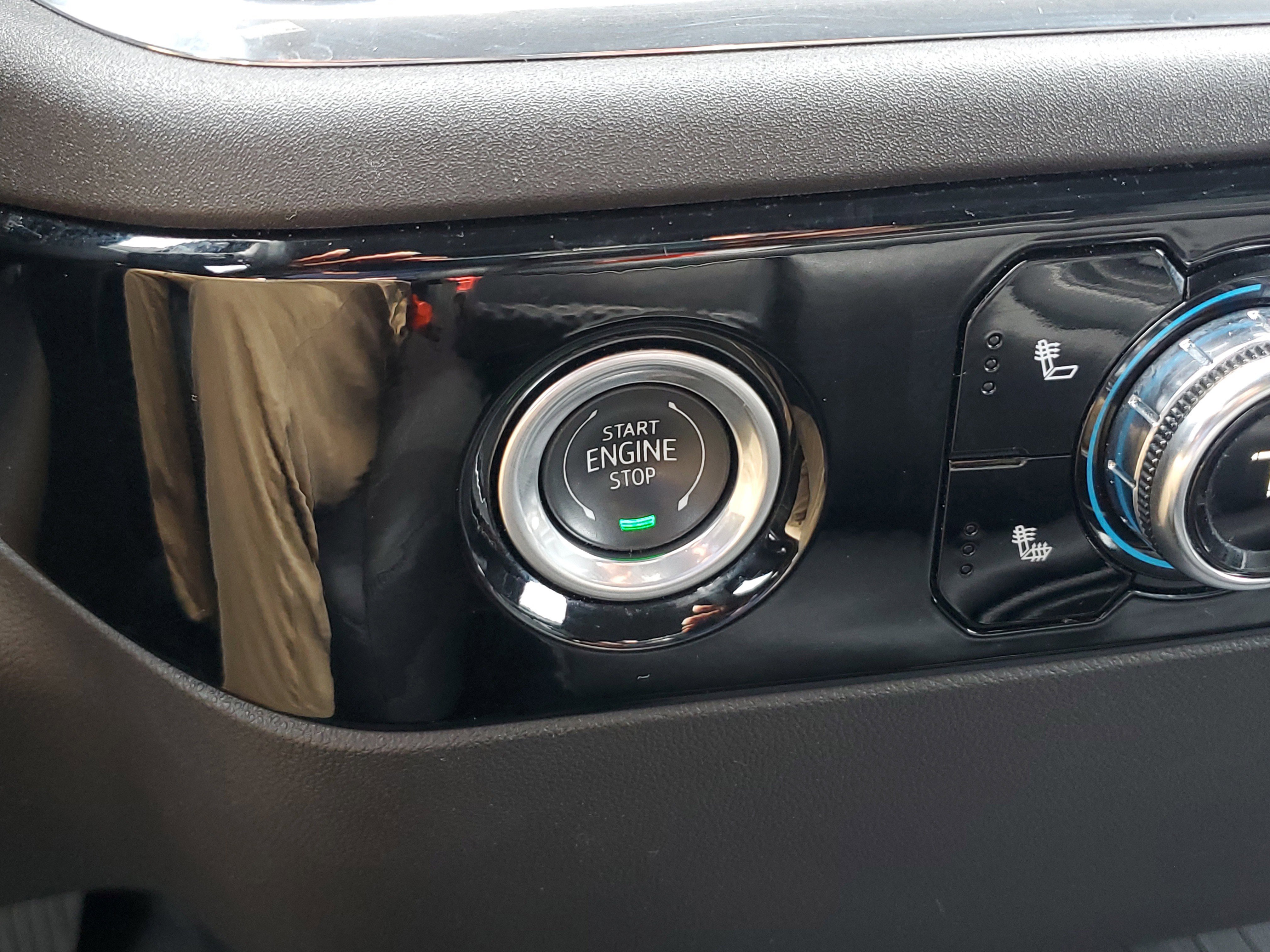 Used 2024 GMC Sierra 1500 SLT image 29