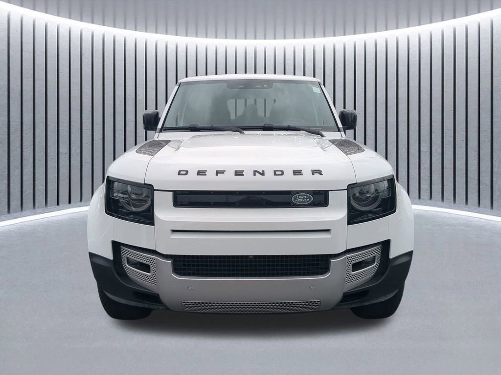 Used 2024 Land Rover Defender 110 S image 10