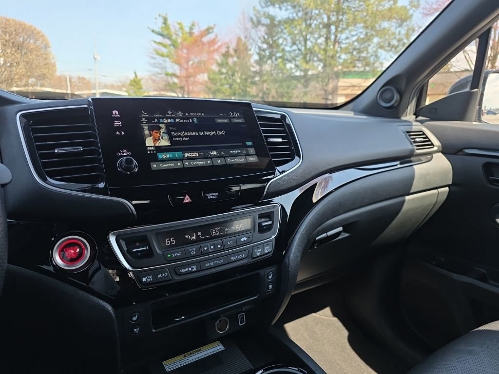 Used 2023 Honda Passport Elite image 19