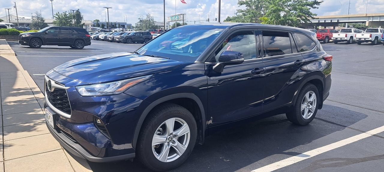 Used 2020 Toyota Highlander LE