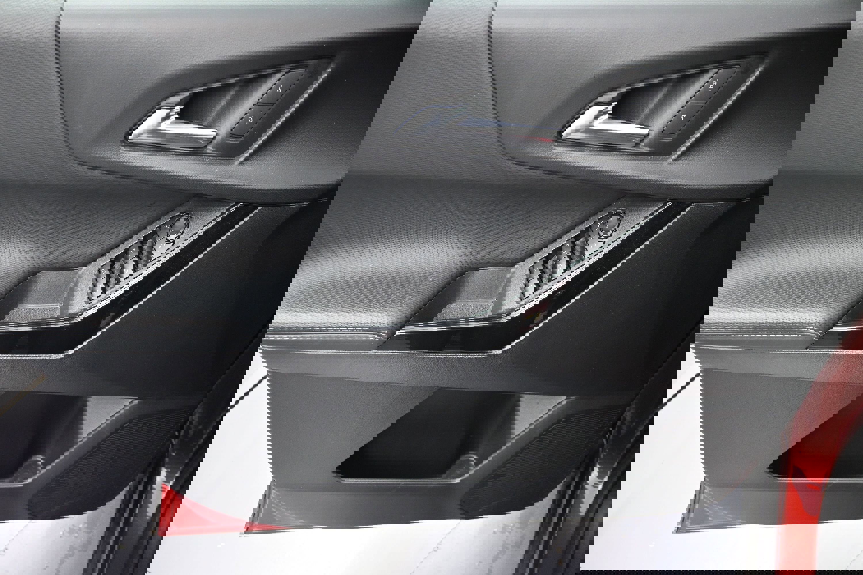 Used 2026 Chevrolet Equinox LT AWD/4WD image 22