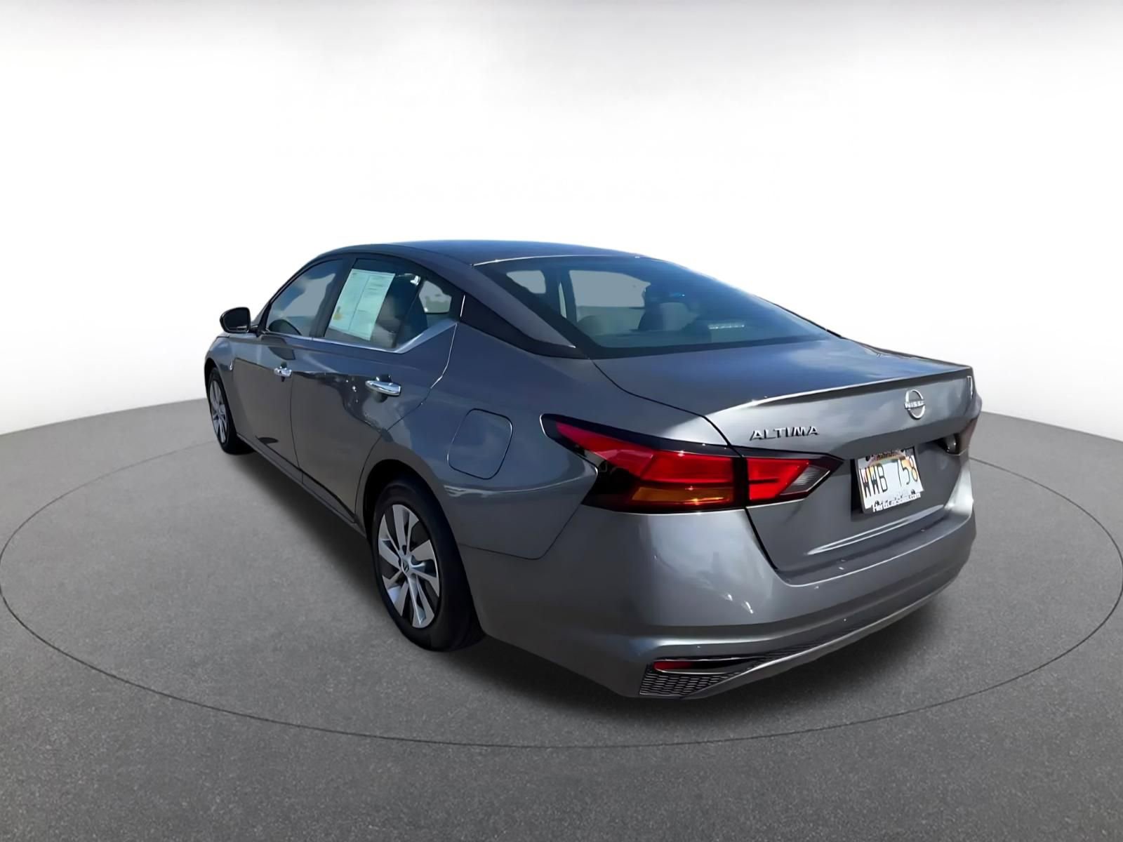 Used 2023 Nissan Altima 2.5 S FWD image 11