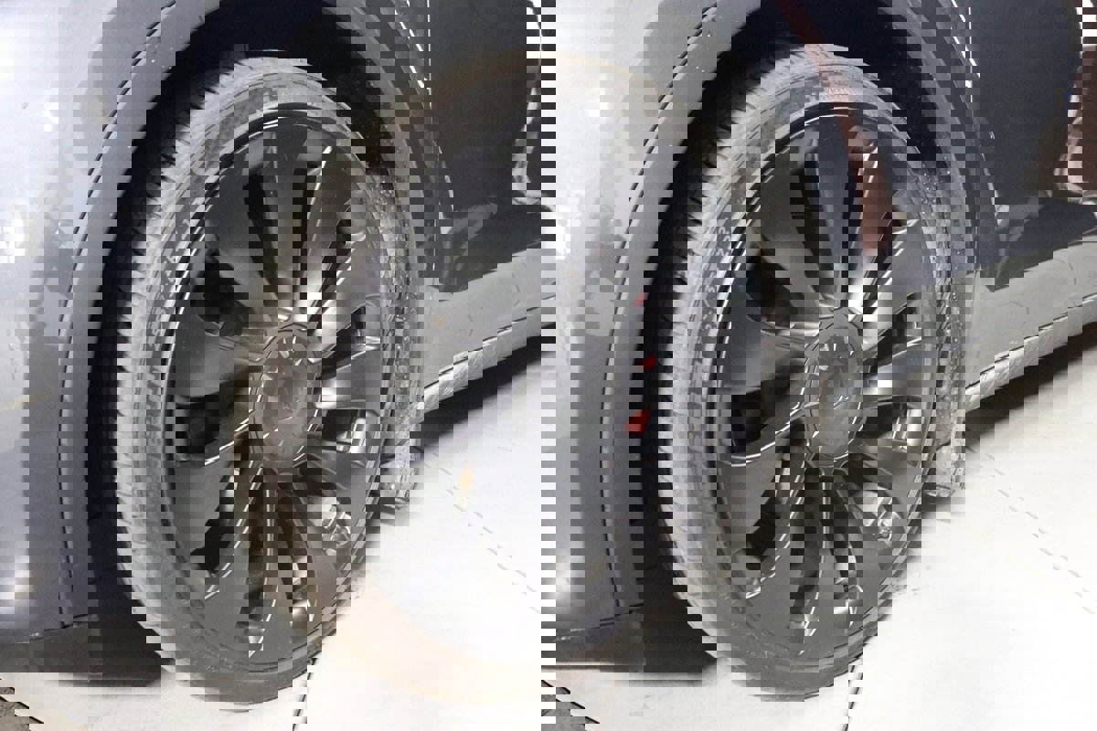 Used 2022 Tesla Model Y Performance image 6