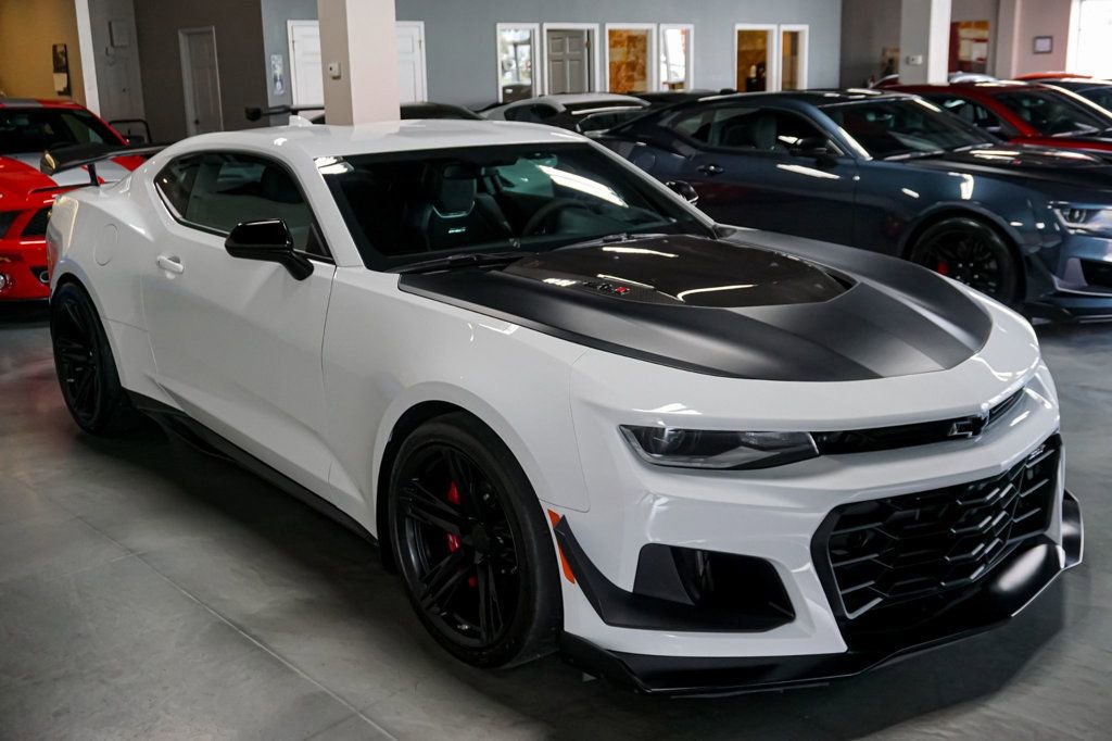 Used 2020 Chevrolet Camaro ZL1 image 5