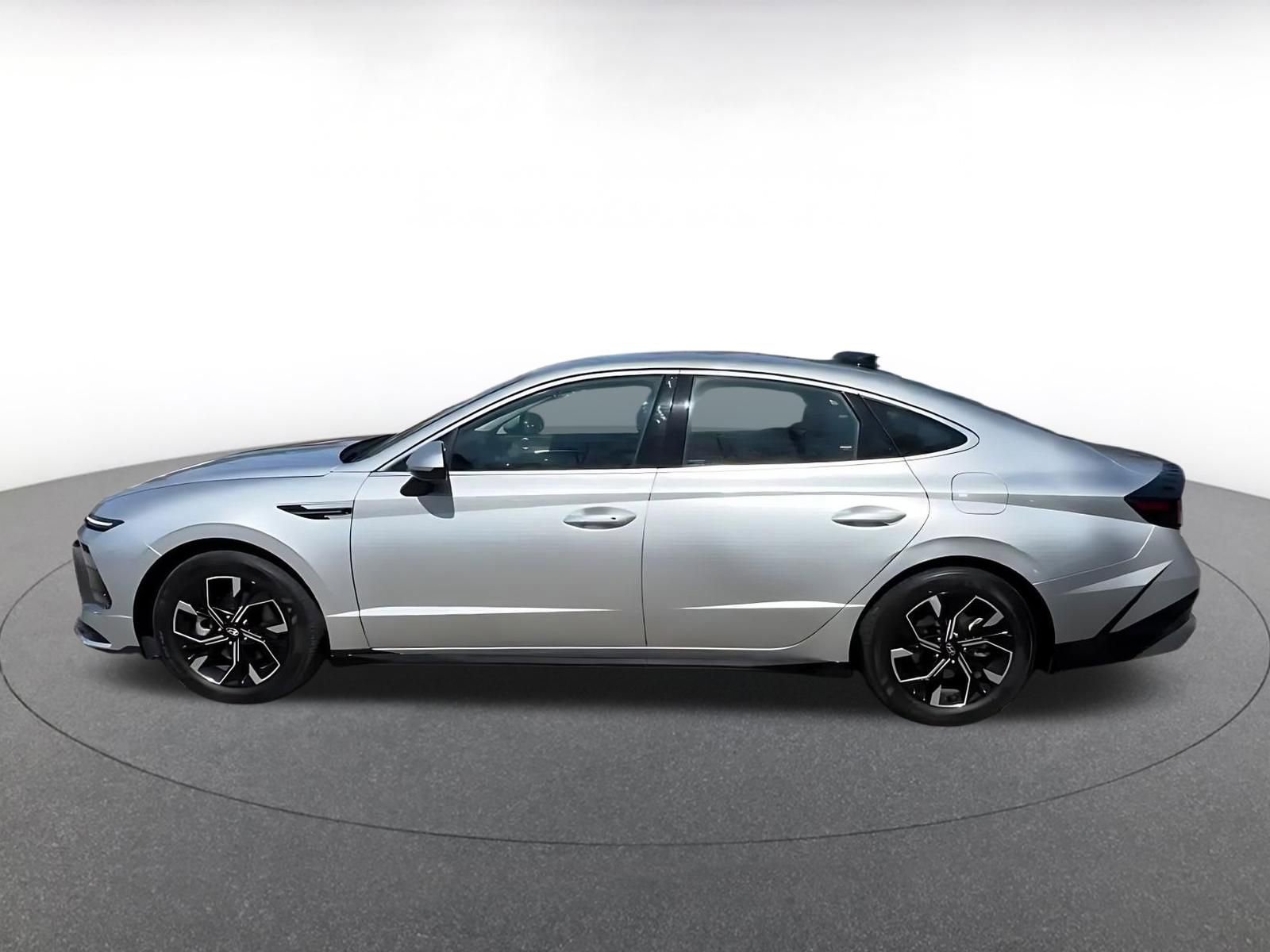 Used 2025 Hyundai Sonata SEL image 10