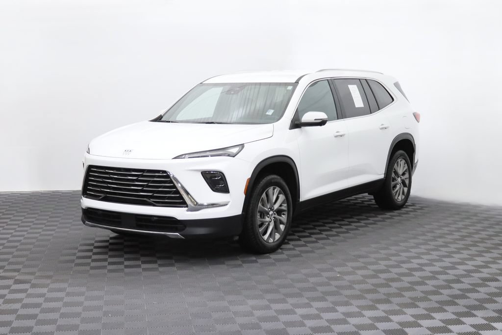 Used 2026 Buick Enclave Preferred FWD image 3