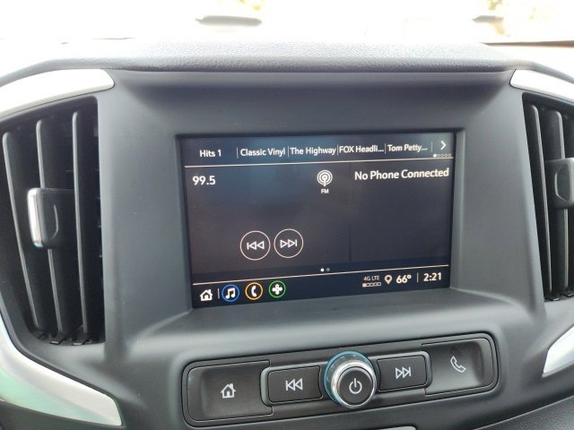 Used 2024 GMC Terrain SLE image 23