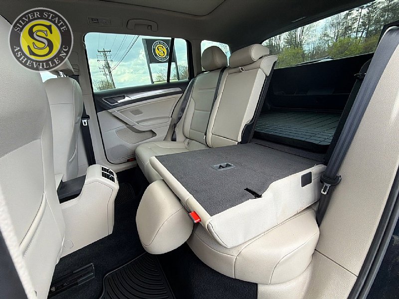 Used 2017 Volkswagen Golf Alltrack SE AWD/4WD image 15