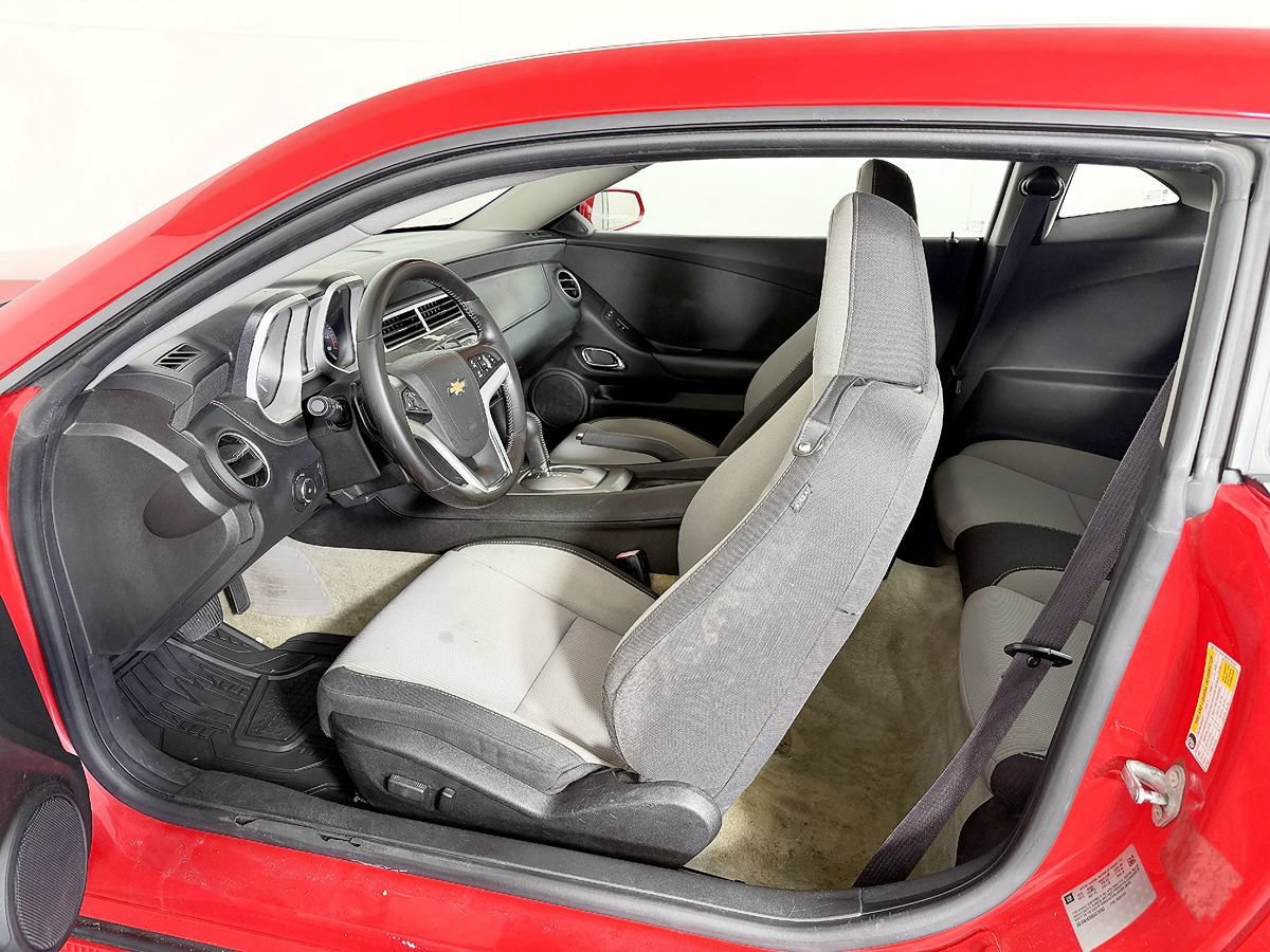 Used 2014 Chevrolet Camaro LT w/ RS Package RWD image 31