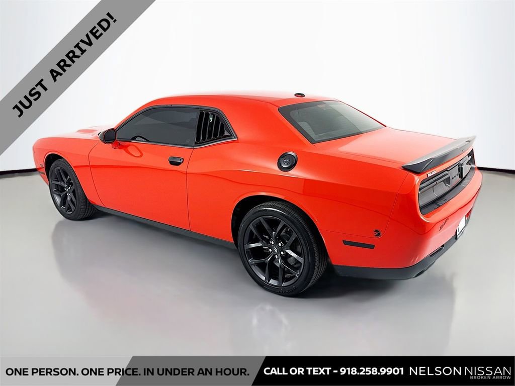 Used 2023 Dodge Challenger SXT w/ Blacktop Package RWD image 7