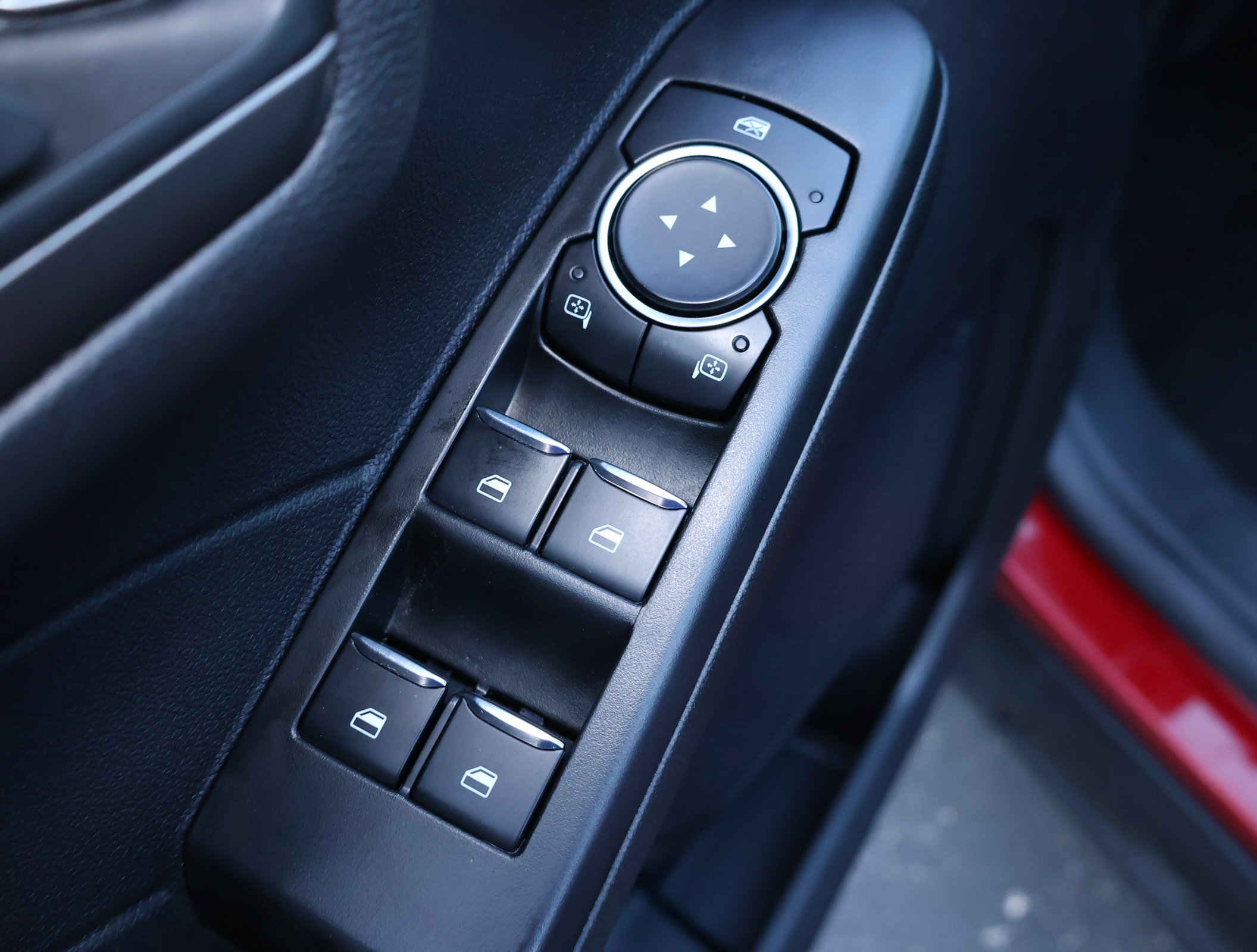 Used 2025 Ford Escape Active FWD image 8