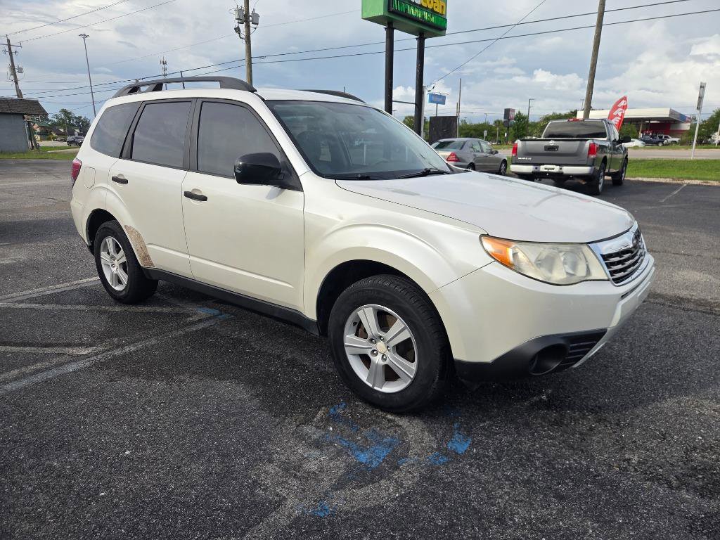 Used 2010 Subaru Forester 2.5X AWD/4WD image 4