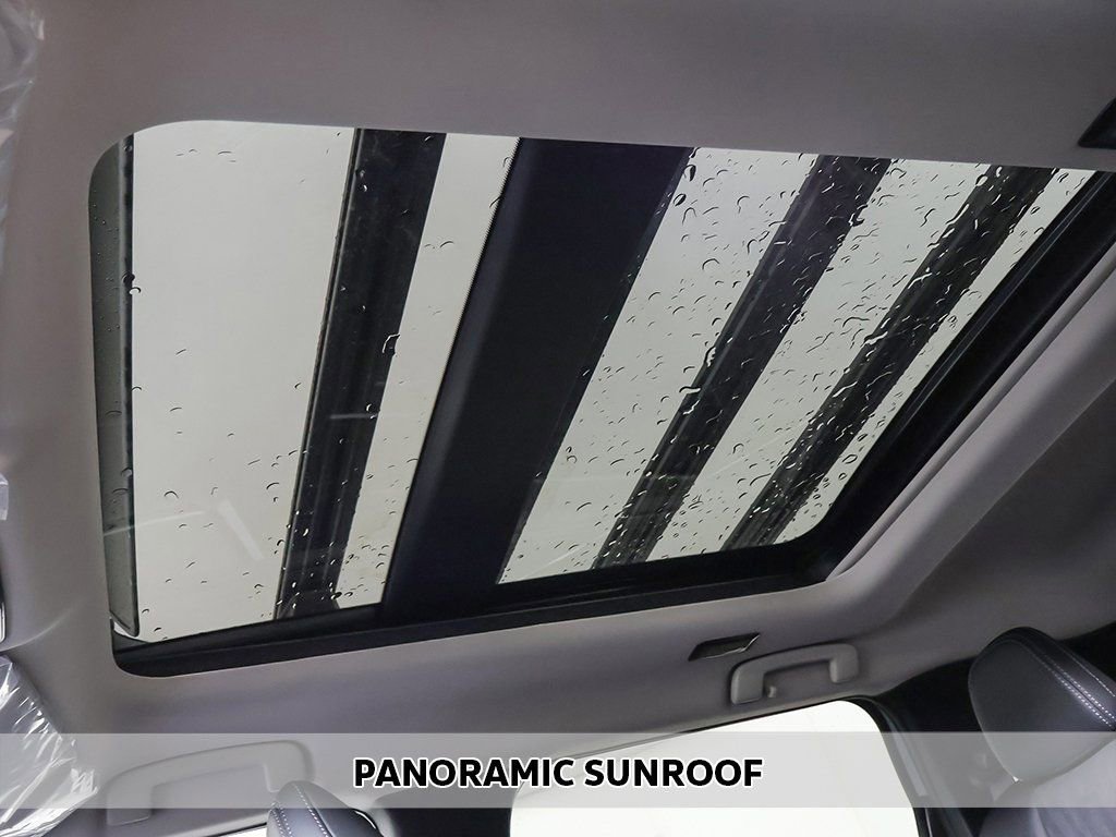 New 2026 Mitsubishi Outlander Trail Edition image 4