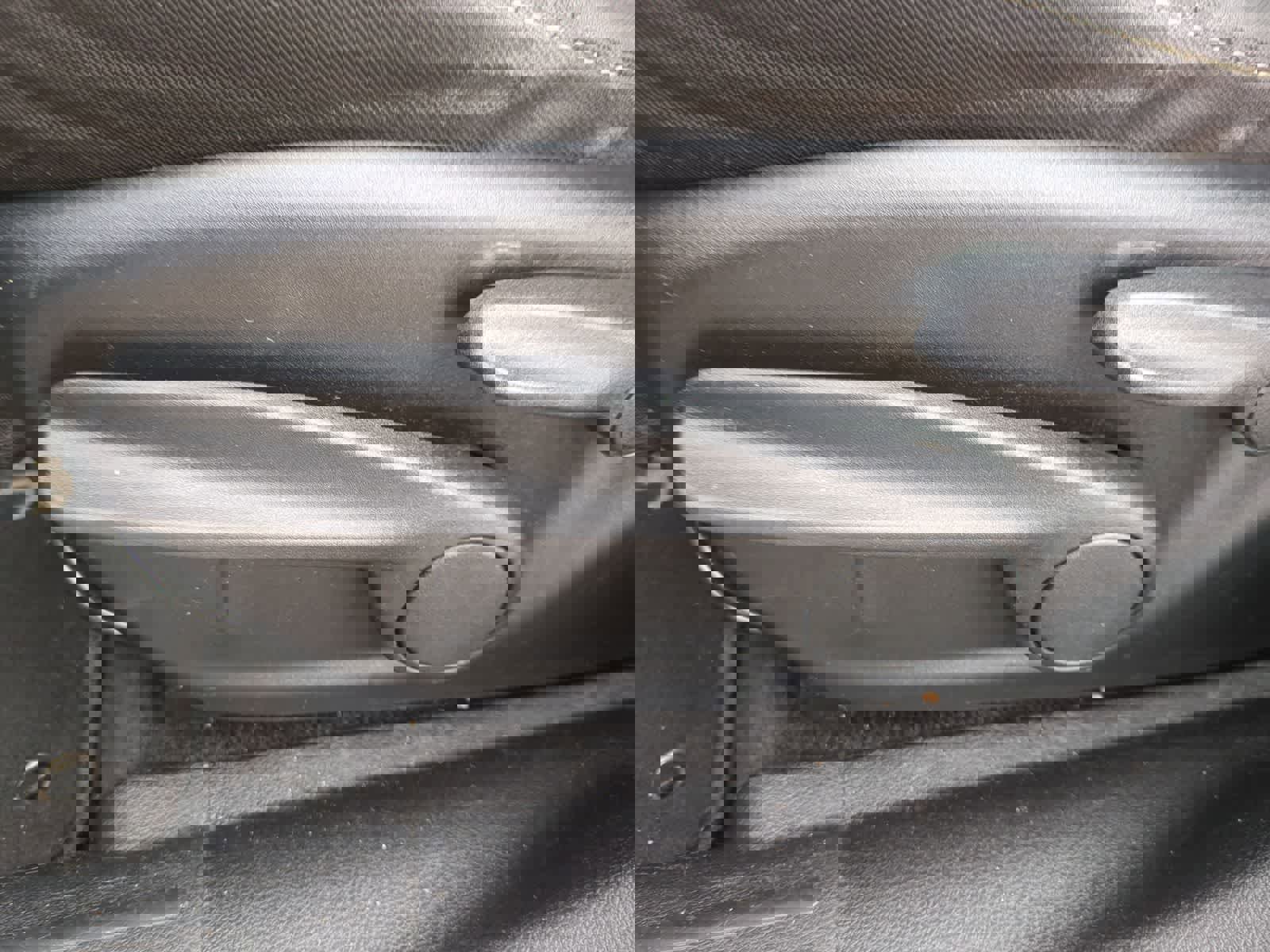 Used 2014 Jeep Cherokee Sport image 17