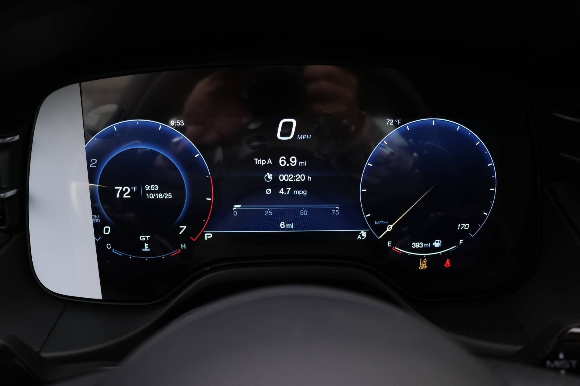 New 2025 Maserati Grecale Modena image 17