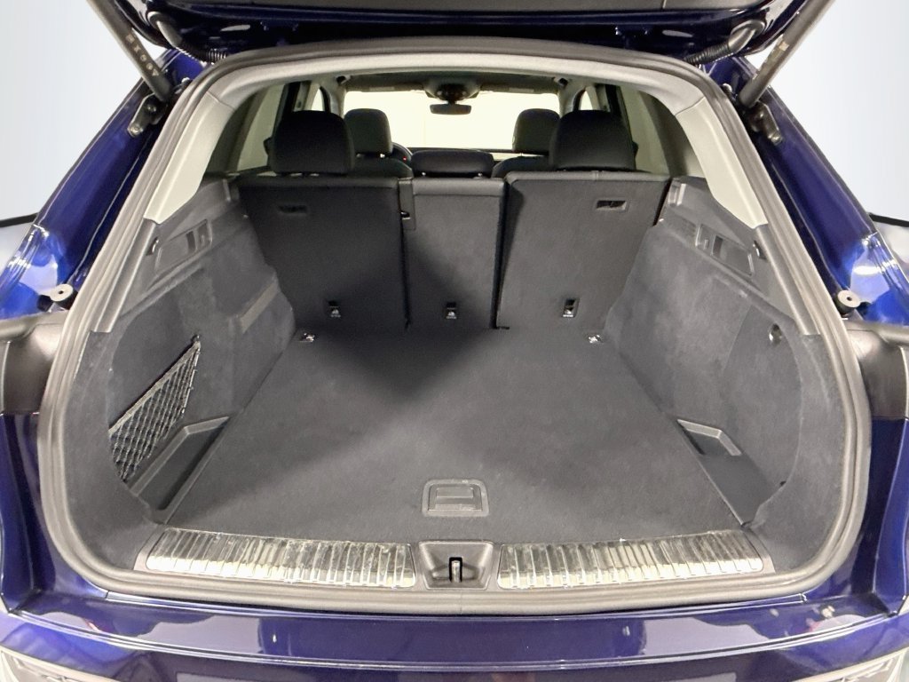 Used 2025 Audi Q5 Premium w/ Premium Plus AWD/4WD image 28