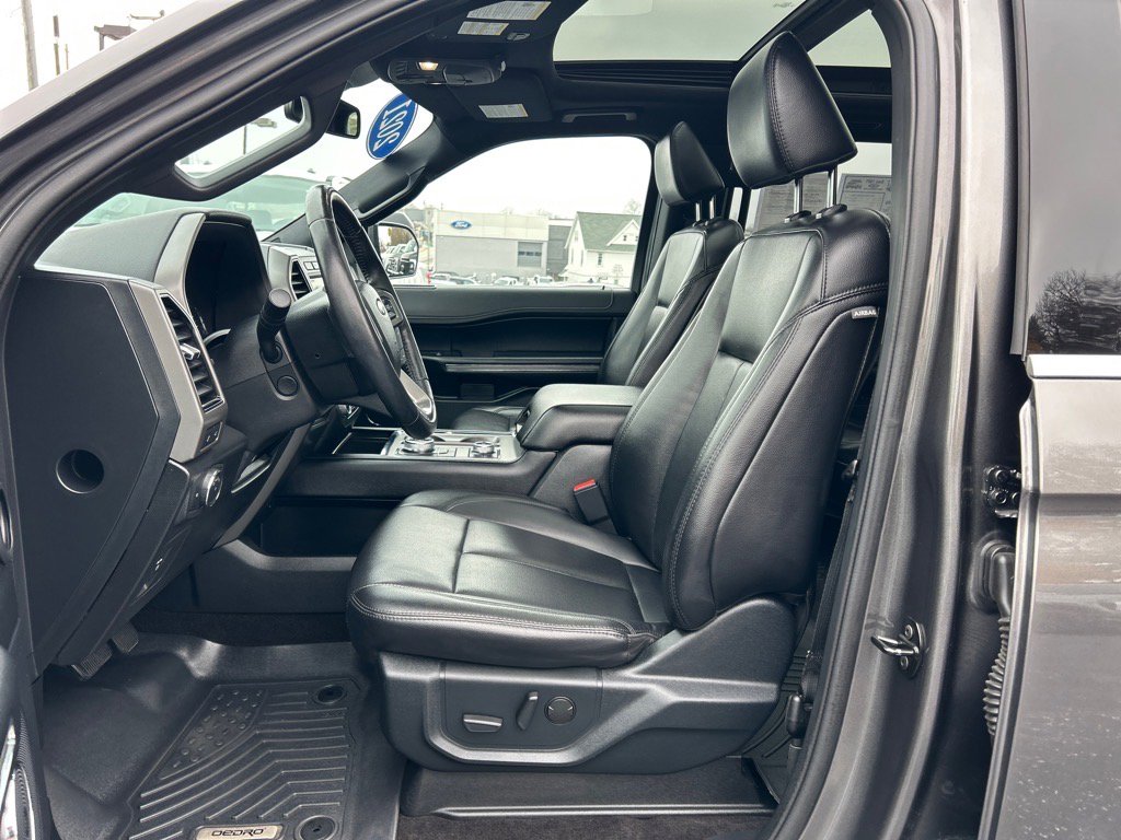 Used 2021 Ford Expedition Max XLT image 9
