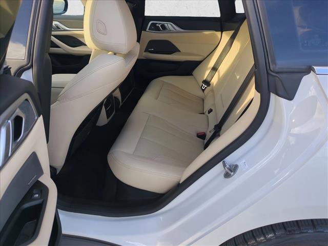 Used 2023 BMW i4 eDrive40 image 20