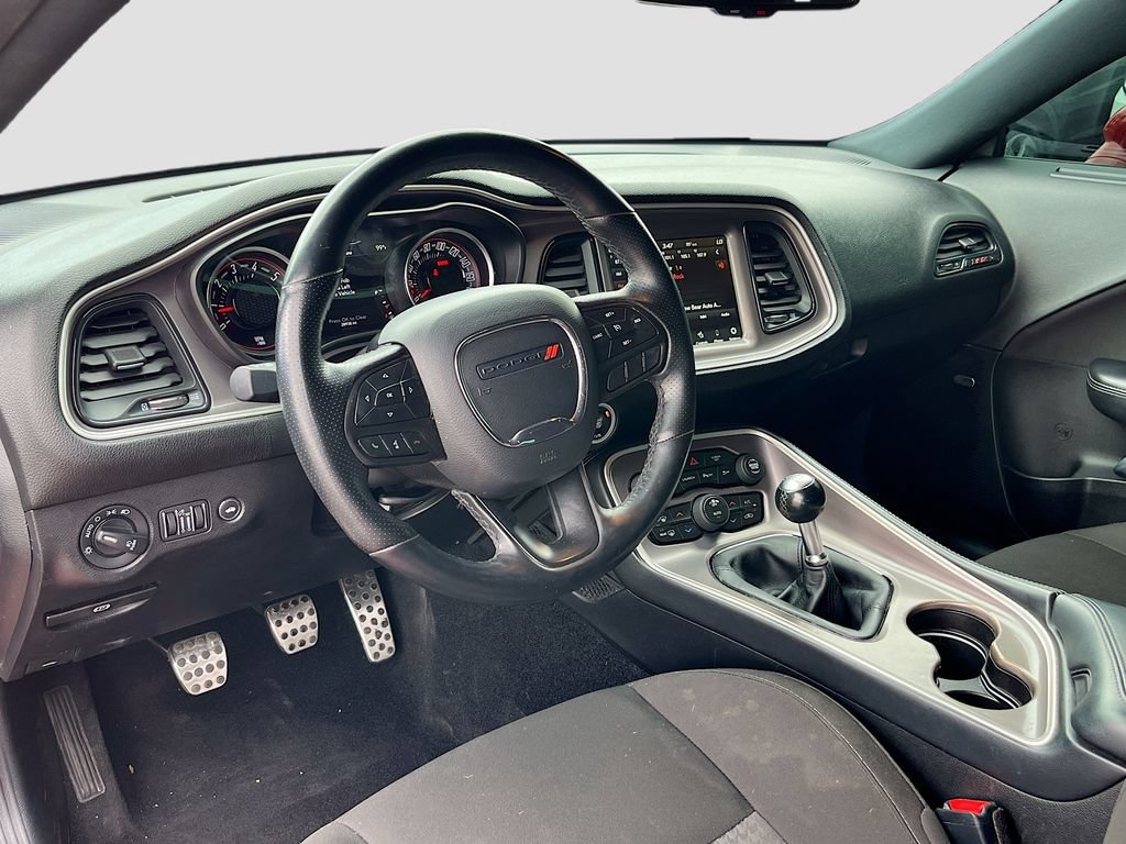 Used 2022 Dodge Challenger R/T Scat Pack RWD image 9