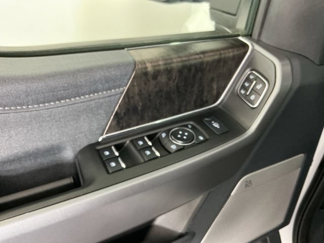 Used 2025 Ford F450 Lariat w/ FX4 Off-Road Package AWD/4WD image 16
