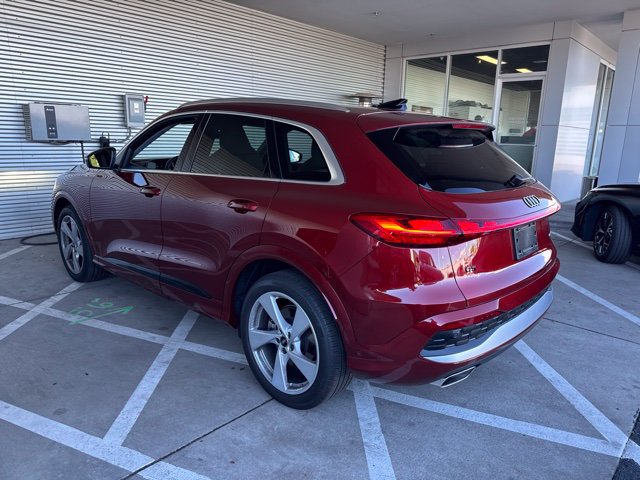 Used 2025 Audi Q5 Prestige AWD/4WD image 5