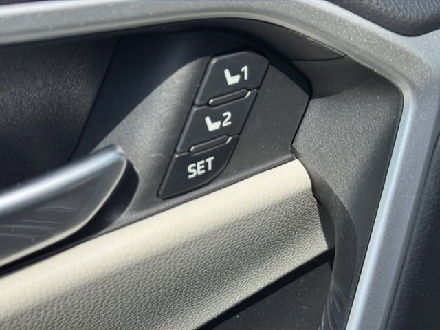 Used 2023 Toyota RAV4 XLE Premium AWD/4WD image 25